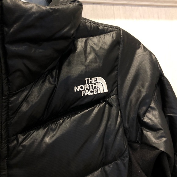 North Face Women’s Jacket - Picture 4 of 10